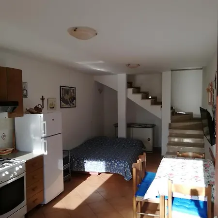 Ana Pogana Punta Križa