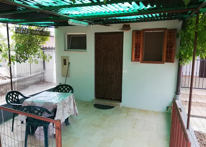 Ana Pogana Apartment *