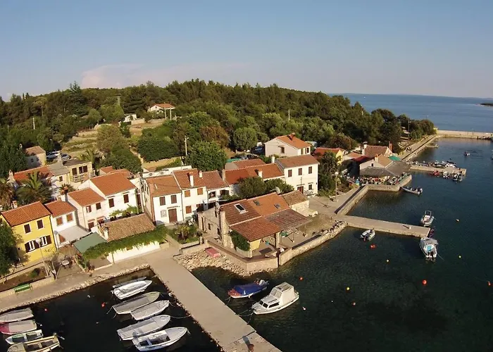Ana Pogana * Punta Kriza