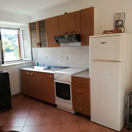 Ana Pogana Apartament Punta Križa